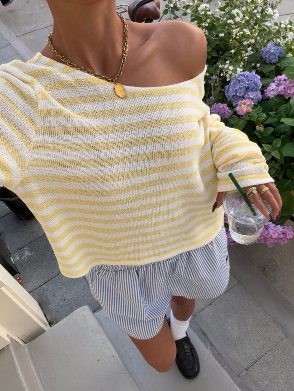 Light Yellow Striped Women's Cropped Streetwear Y2K Long Sleeve T-Shirt